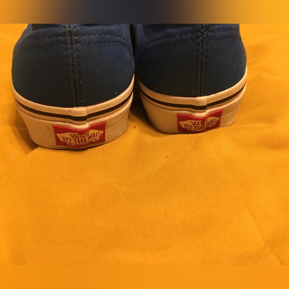 Van’s Off the Wall Skater Shoes Classic Blue Men’s Size 7 Women’s Size 8.5 - Picture 2 of 8